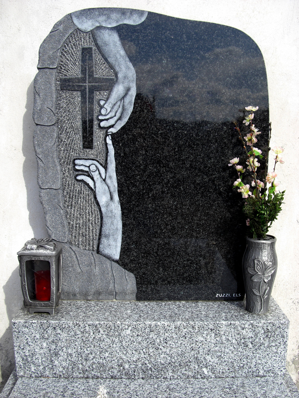Individueller Grabstein schön