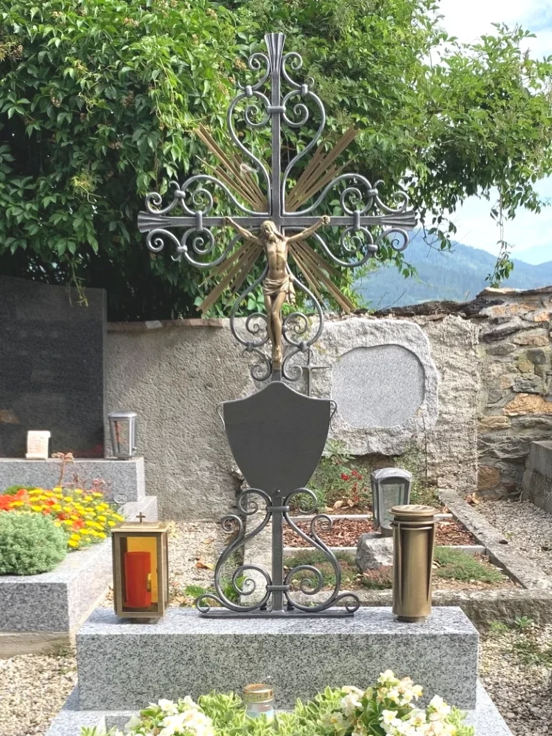 Gusseisen Grabstein Kreuz Metall Steinmetz Niederösterreich