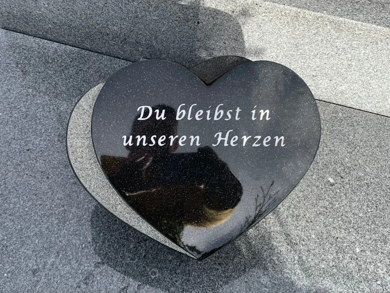 Steinherz Aufsteller Grab, Individuell mit Schrift